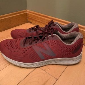 Mens New Balance sneakers size 13 GUC